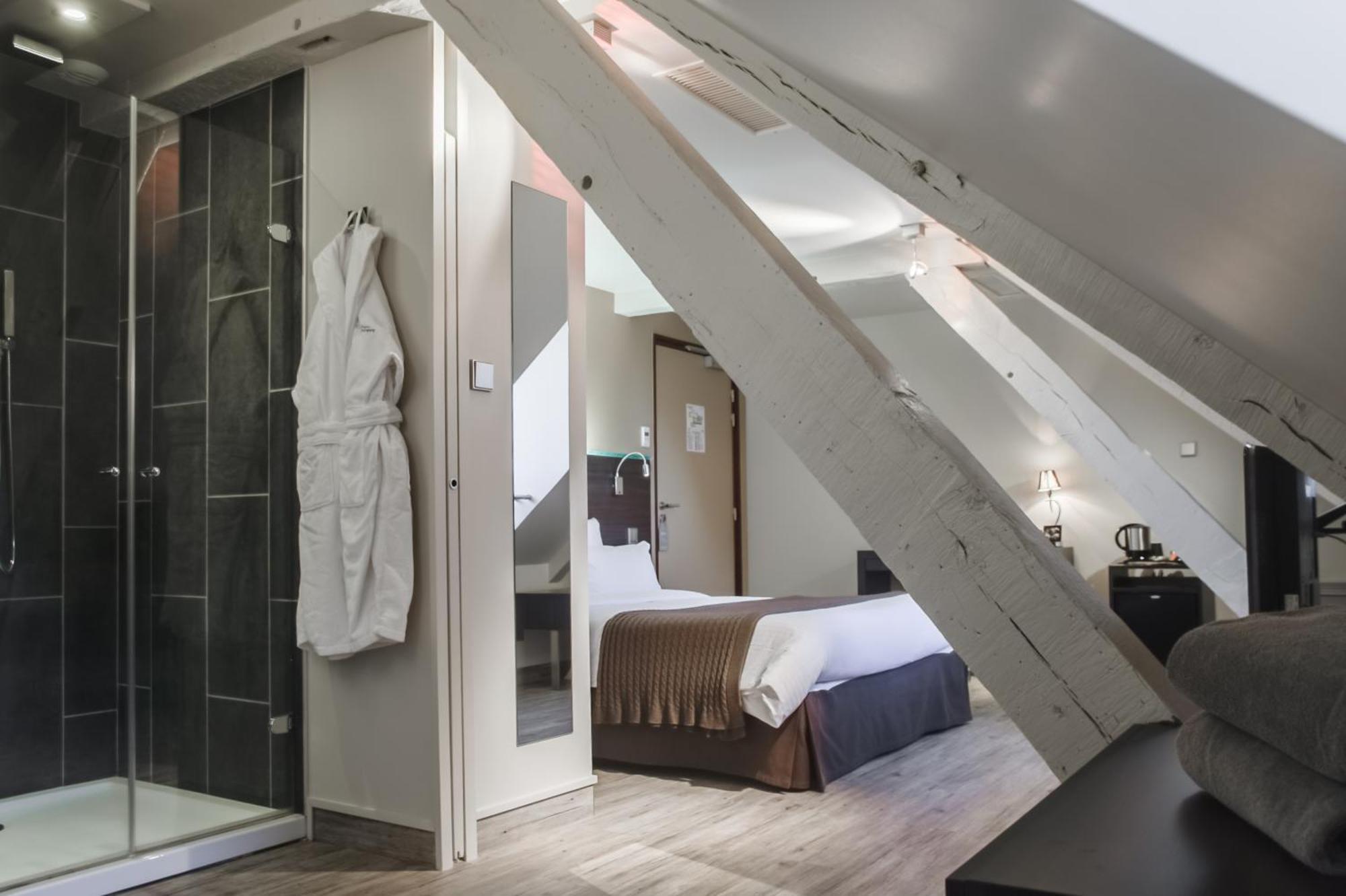 Chateau De Champlong Table Hotel **** Golf & Spa Villerest  Exterior foto